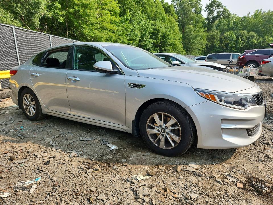 Продаж на аукціоні авто 2016 Kia Optima, vin: KNAGT4L30G5110396, номер лоту: 61356026