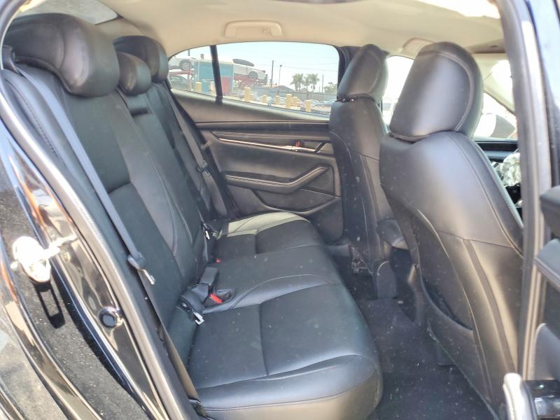 60512956 :رقم المزاد ، 3MZBPADL3KM108897 vin ، 2019 Mazda 3 مزاد بيع