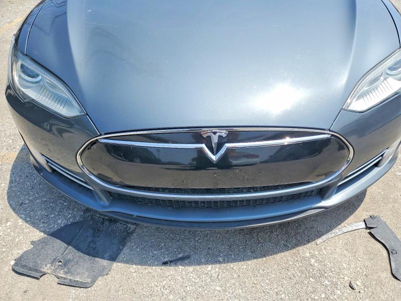 Продажа на аукционе авто 2013 Tesla Model S, vin: 5YJSA1CG7DFP03882, номер лота: 60207496
