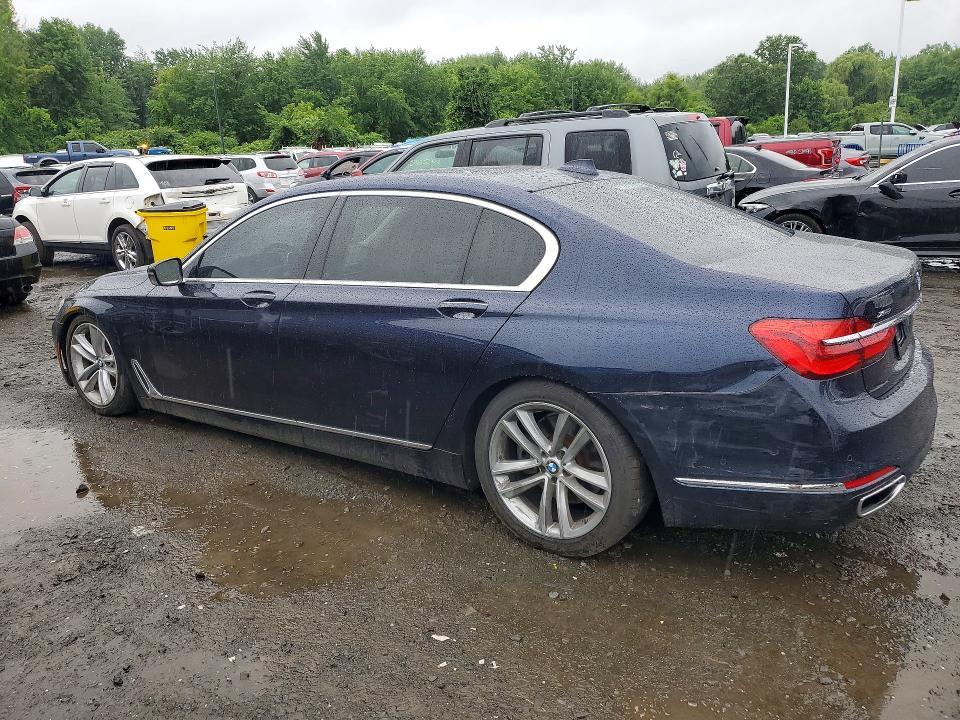 59064406 :رقم المزاد ، WBA7F2C58JG423821 vin ، 2018 Bmw 750 مزاد بيع