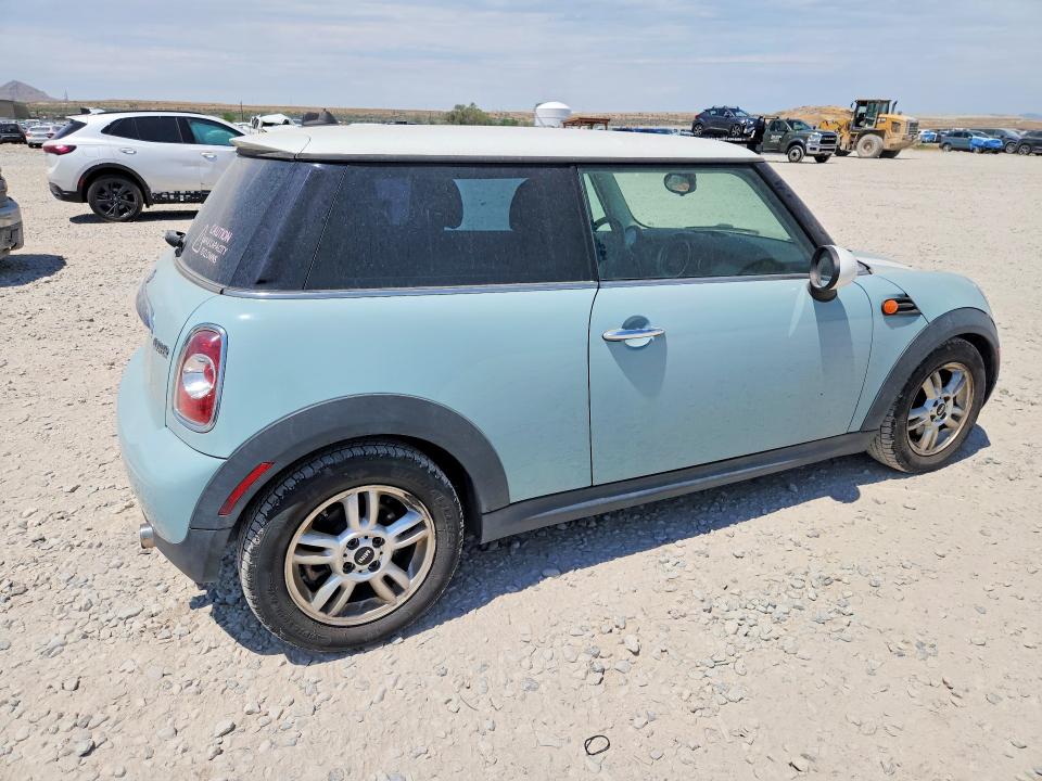 61816466 :رقم المزاد ، WMWSU3C51BT096323 vin ، 2011 Mini Cooper مزاد بيع