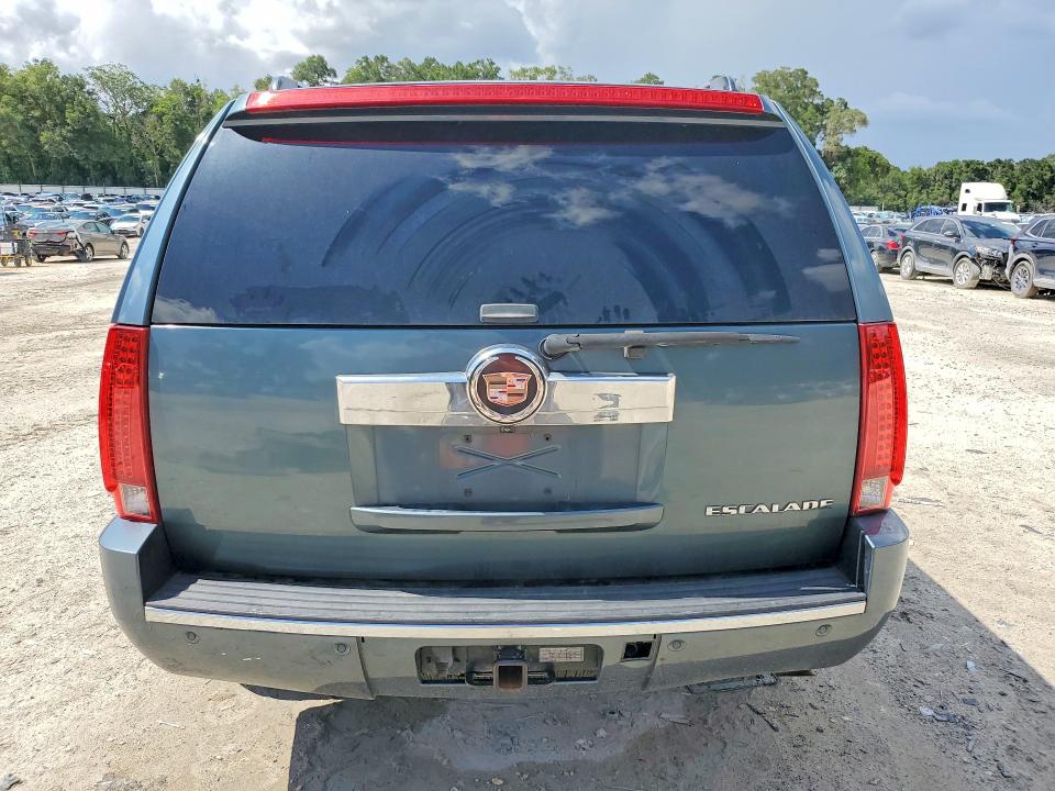 60081766 :رقم المزاد ، 1GYEC63858R199131 vin ، 2008 Cadillac Escalade مزاد بيع
