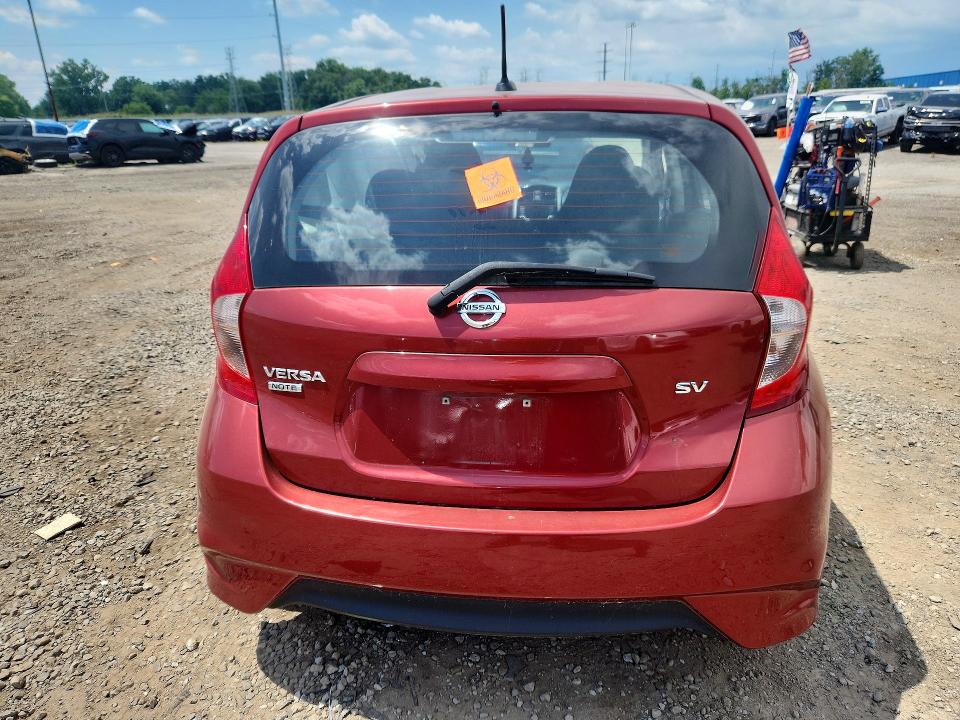60180756 :رقم المزاد ، 3N1CE2CP5HL353497 vin ، 2017 Nissan Versa مزاد بيع