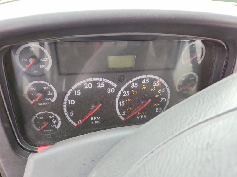 Продажа на аукционе авто 2007 Freightliner Chassis, vin: 4UZABRCS67CX53732, номер лота: 62514796