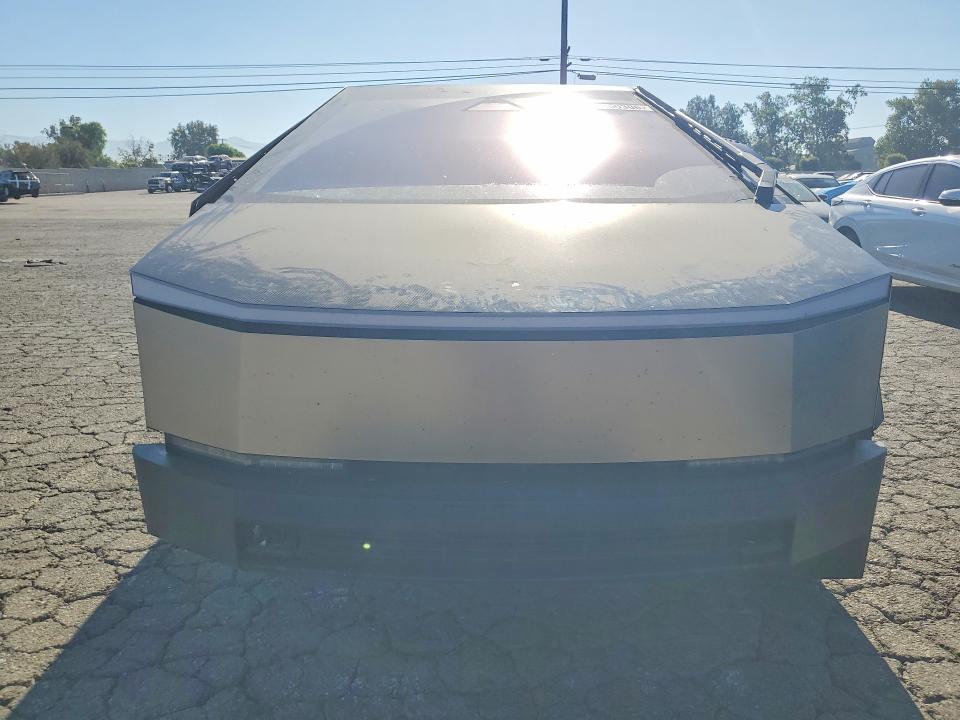 59350306 :رقم المزاد ، 7G2CEHED6RA021212 vin ، 2024 Tesla Cybertruck مزاد بيع
