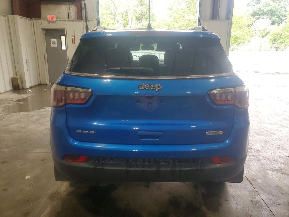 Продаж на аукціоні авто 2018 Jeep Compass, vin: 3C4NJDBB4JT360076, номер лоту: 61689516