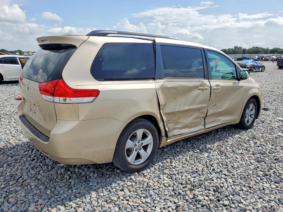 2013 Toyota Sienna მანქანა იყიდება აუქციონზე, vin: 5TDKK3DC8DS391863, აუქციონის ნომერი: 60715676