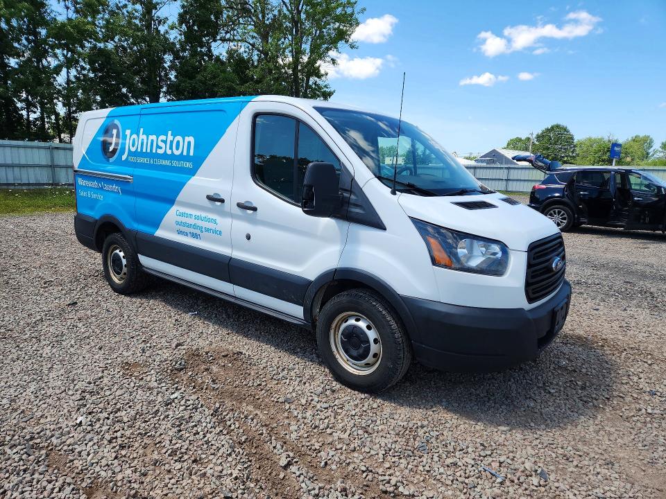 61307856 :رقم المزاد ، 1FTYE1YM6KKA32010 vin ، 2019 Ford Transit مزاد بيع