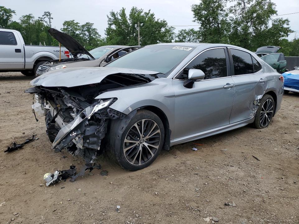 62357496 :رقم المزاد ، 4T1B11HK5KU773779 vin ، 2019 Toyota Camry مزاد بيع
