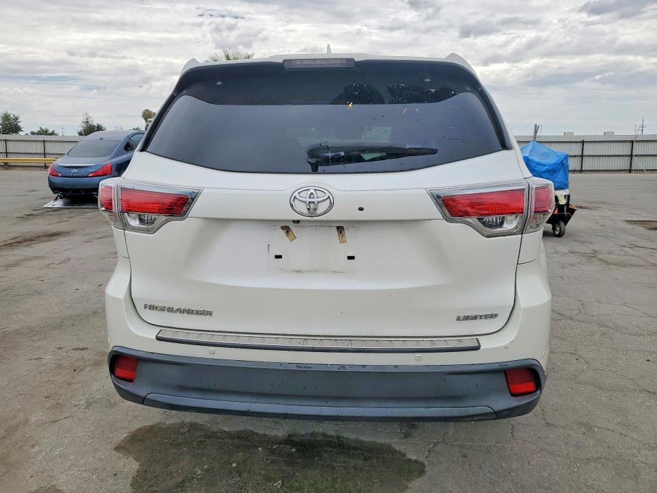 61115756 :رقم المزاد ، 5TDYKRFH7GS141282 vin ، 2016 Toyota Highlander مزاد بيع
