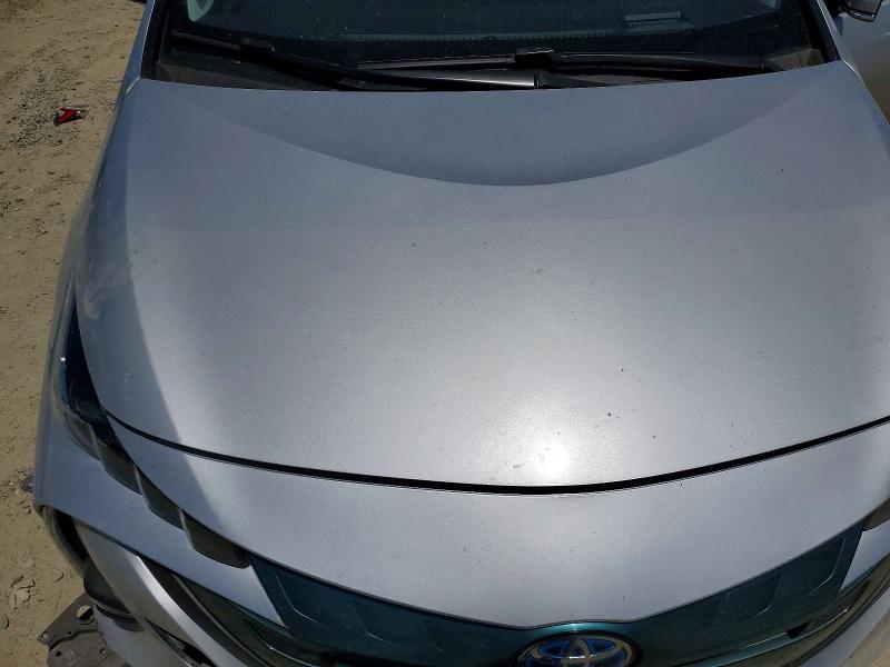 61191326 :رقم المزاد ، JTDKARFP8H3021168 vin ، 2017 Toyota Prius Prime مزاد بيع