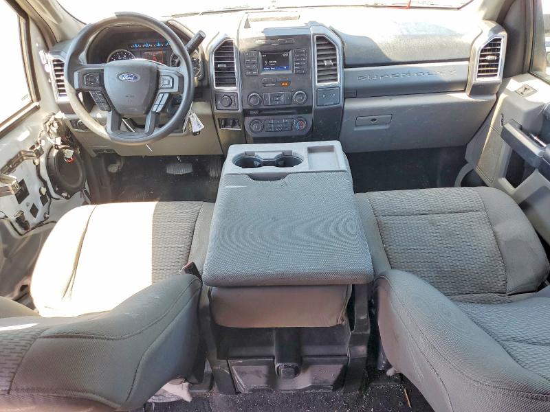 61187026 :رقم المزاد ، 1FT7W2B62HEB69588 vin ، 2017 Ford F250 مزاد بيع