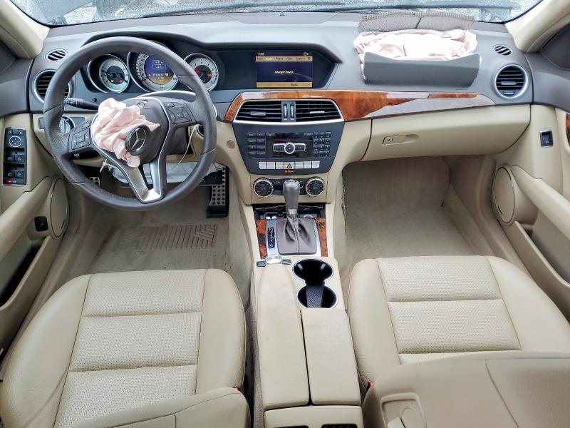 Продаж на аукціоні авто 2012 Mercedes-benz C, vin: WDDGF8BBXCA692055, номер лоту: 60990086