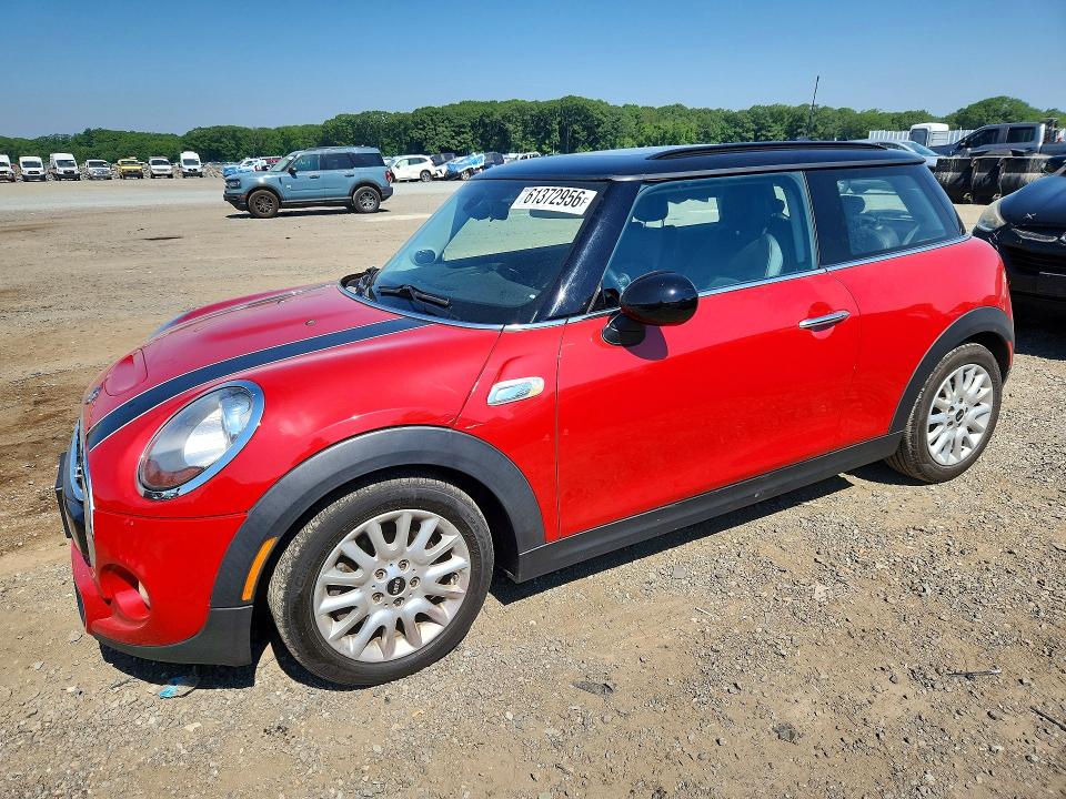 Продаж на аукціоні авто 2015 Mini Cooper, vin: WMWXP7C50F2A37203, номер лоту: 61372956