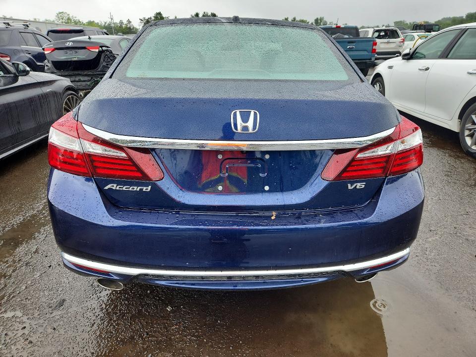 85964965 :رقم المزاد ، 1HGCR3F84HA024147 vin ، 2017 Honda Accord مزاد بيع