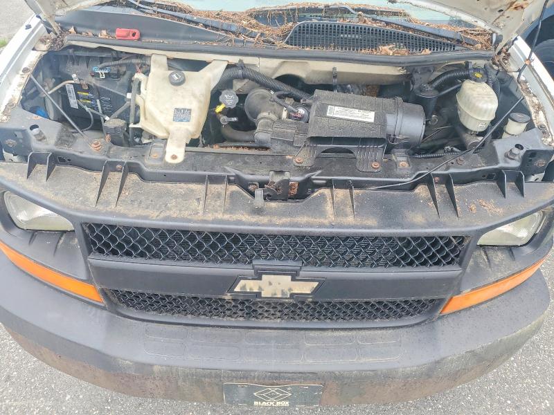 59707436 :رقم المزاد ، 1GCGG25C281229116 vin ، 2008 Chevrolet Express G2500 مزاد بيع