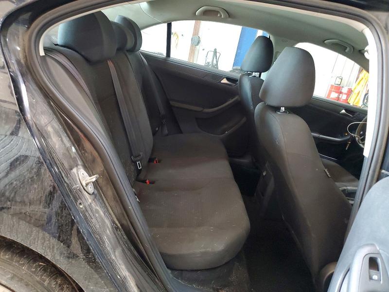 60373286 :رقم المزاد ، 3VW2K7AJ0FM281335 vin ، 2015 Volkswagen Jetta مزاد بيع