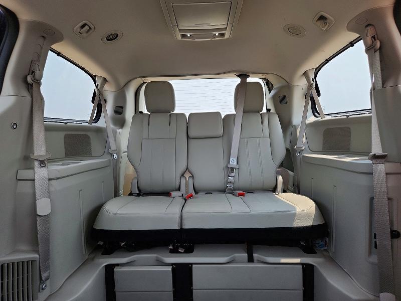 Aukcja sprzedaży 2015 Chrysler Town & Country, vin: 2C4RC1CG1FR577695, numer aukcji: 61056636