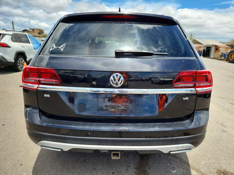 63596006 :رقم المزاد ، 1V2CR2CA1JC570879 vin ، 2018 Volkswagen Atlas مزاد بيع
