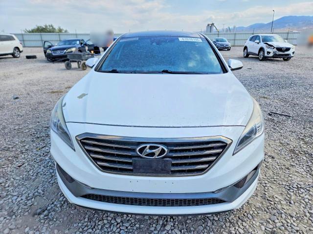 Продажа на аукционе авто 2015 Hyundai Sonata, vin: 5NPE34AB2FH147422, номер лота: 61010106