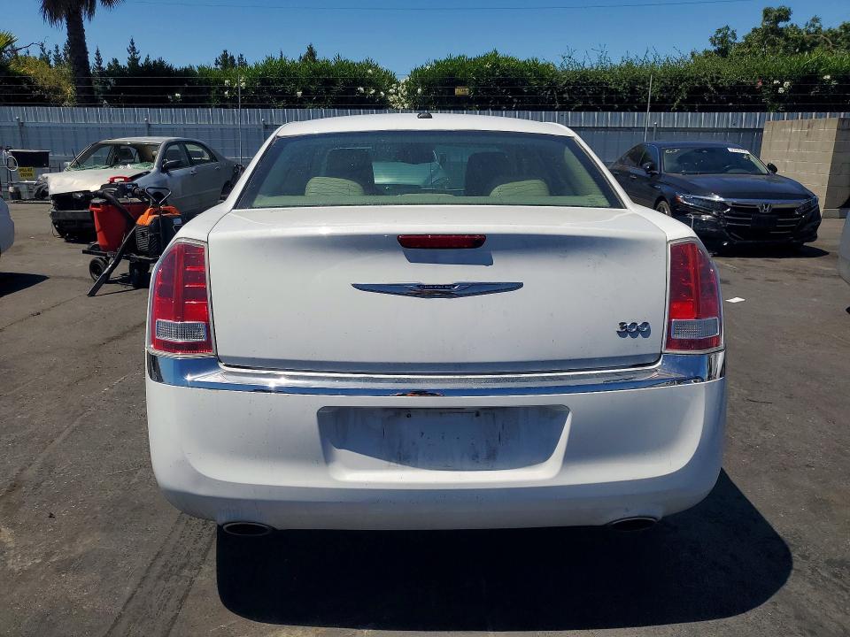 Продажа на аукционе авто 2014 Chrysler 300, vin: 2C3CCAAG1EH375344, номер лота: 62541366