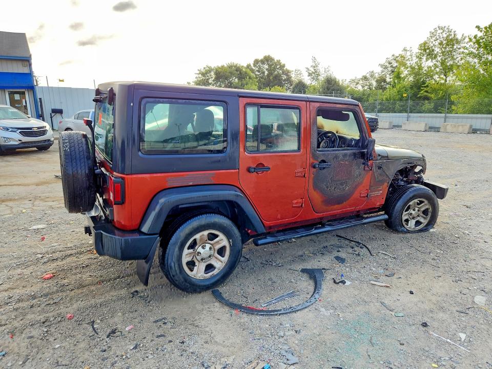62611716 :رقم المزاد ، 1C4BJWKG0EL257037 vin ، 2014 Jeep Wrangler Unlimited مزاد بيع
