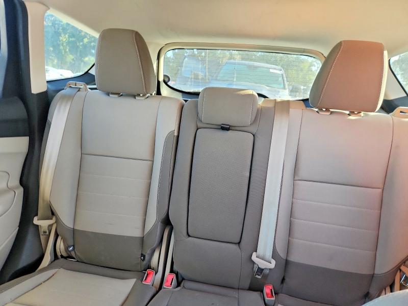 2015 Ford Escape მანქანა იყიდება აუქციონზე, vin: 1FMCU0G75FUC40422, აუქციონის ნომერი: 59542576