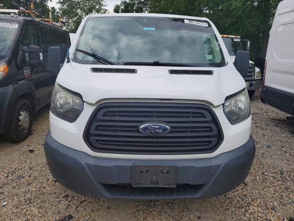 61482966 :رقم المزاد ، 1FTYE1YM3GKB08645 vin ، 2016 Ford Transit مزاد بيع