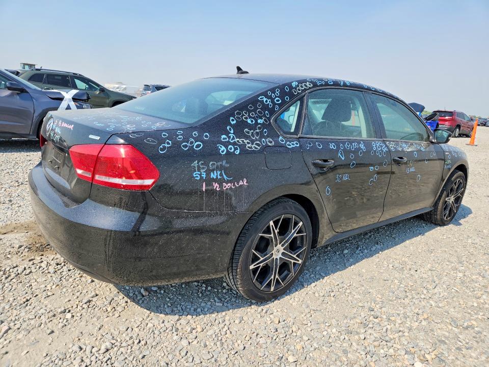 59608906 :رقم المزاد ، 1VWAT7A37FC018643 vin ، 2015 Volkswagen Passat مزاد بيع