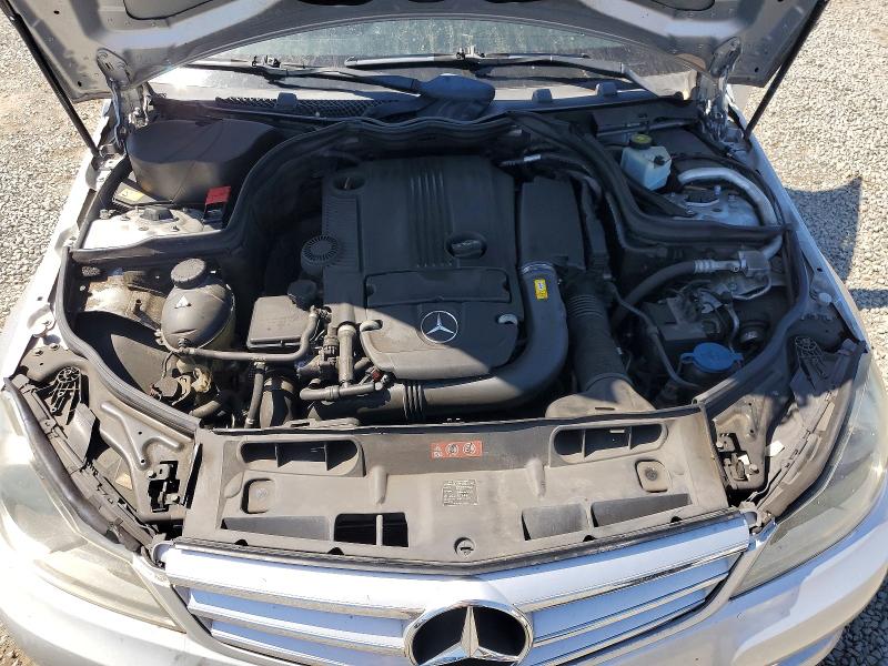 2013 Mercedes-benz C მანქანა იყიდება აუქციონზე, vin: WDDGF4HB4DG101037, აუქციონის ნომერი: 63214646