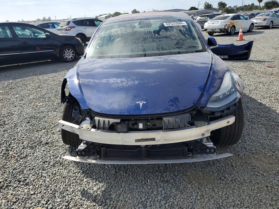 Продаж на аукціоні авто 2018 Tesla Model 3, vin: 5YJ3E1EAXJF154434, номер лоту: 62533886