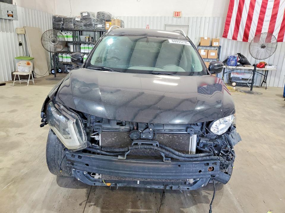 Продаж на аукціоні авто 2017 Nissan Rogue, vin: JN8AT2MT3HW384638, номер лоту: 60955236