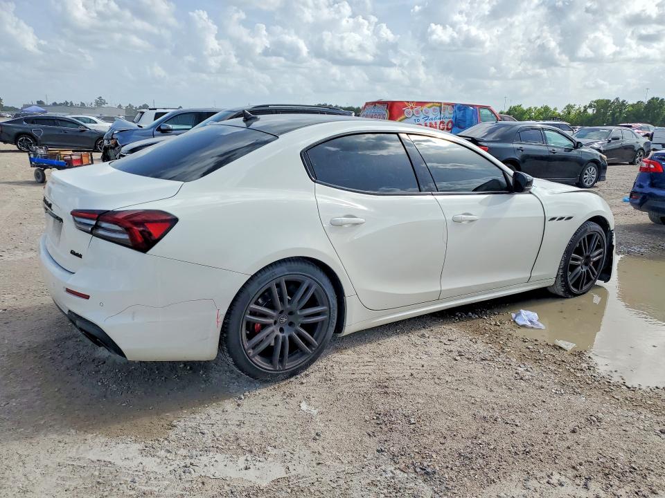 2021 Maserati Ghibli მანქანა იყიდება აუქციონზე, vin: ZAM57YSA4M1364665, აუქციონის ნომერი: 60865496