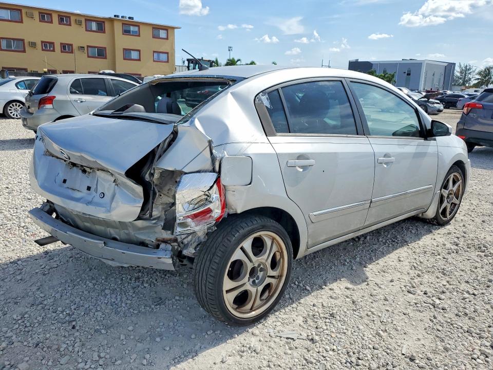 2010 Nissan Sentra მანქანა იყიდება აუქციონზე, vin: 3N1AB6AP9AL667086, აუქციონის ნომერი: 63371426