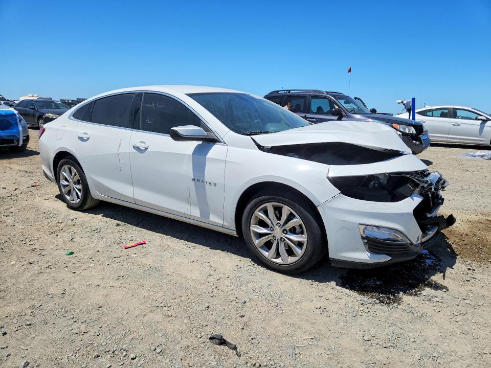 62001376 :رقم المزاد ، 1G1ZD5ST2NF136871 vin ، 2022 Chevrolet Malibu مزاد بيع