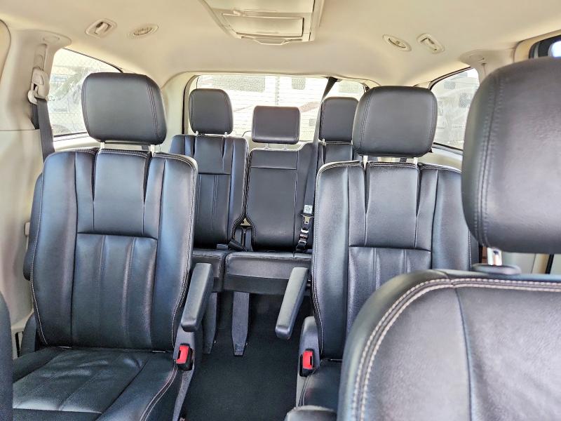 61968466 :رقم المزاد ، 2C4RC1BG7ER126058 vin ، 2014 Chrysler Town & Country مزاد بيع