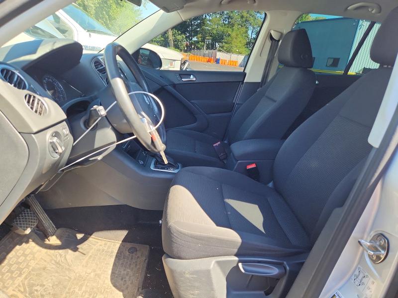 62689356 :رقم المزاد ، WVGBV7AX2HK051719 vin ، 2017 Volkswagen Tiguan مزاد بيع