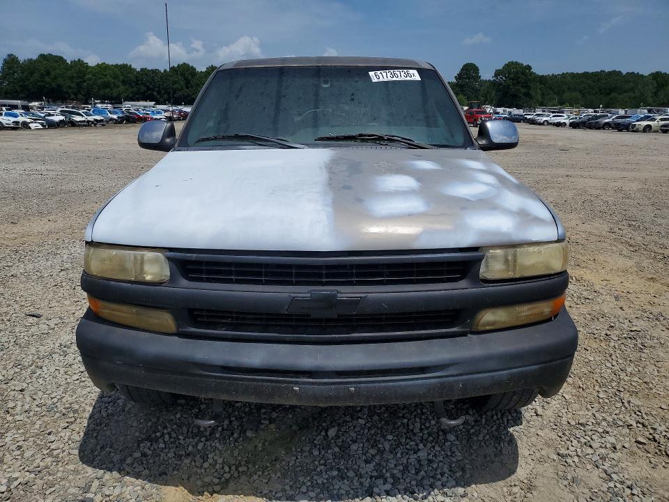 Продажа на аукционе авто 2002 Chevrolet Silverado, vin: 2GCEK19T221226101, номер лота: 61736736