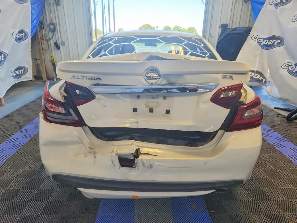 Продаж на аукціоні авто 2017 Nissan Altima, vin: 1N4AL3APXHN315420, номер лоту: 61487536