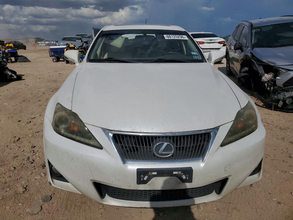 60125296 :رقم المزاد ، JTHBF5C29B5133815 vin ، 2011 Lexus Is مزاد بيع