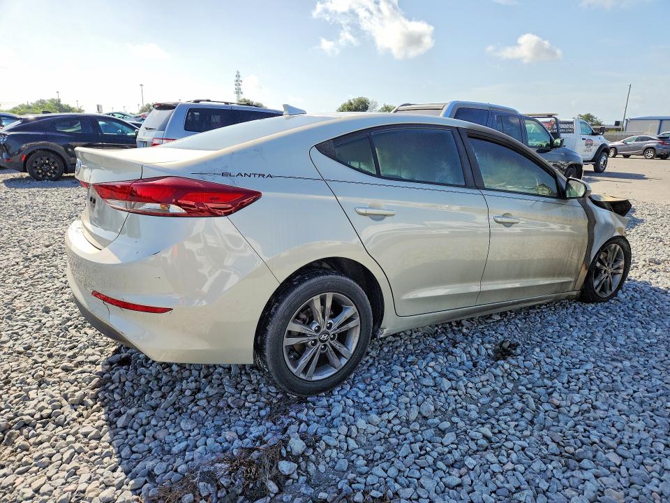 Продажа на аукционе авто 2018 Hyundai Elantra, vin: 5NPD84LF8JH253086, номер лота: 61980416