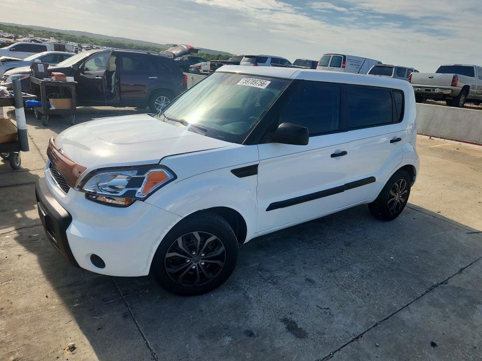 2011 Kia Soul მანქანა იყიდება აუქციონზე, vin: KNDJT2A11B7717239, აუქციონის ნომერი: 59789756
