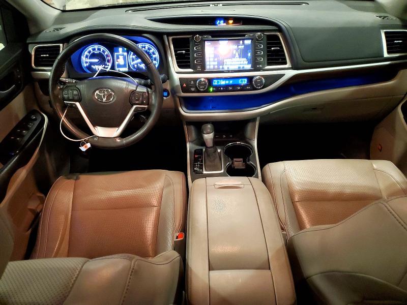 61574506 :رقم المزاد ، 5TDDKRFH4FS205873 vin ، 2015 Toyota Highlander مزاد بيع