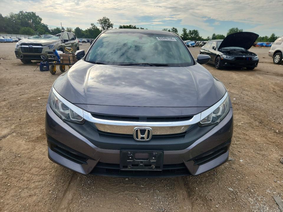Продажа на аукционе авто 2018 Honda Civic, vin: 19XFC2F51JE006883, номер лота: 63340156