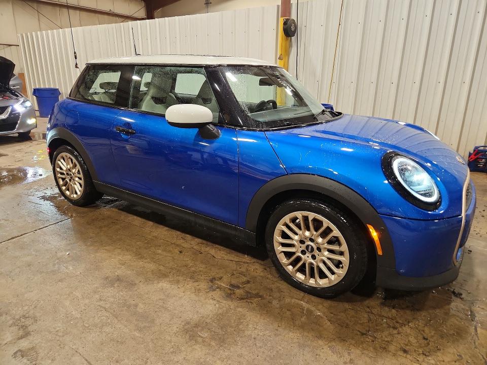 2025 Mini Cooper მანქანა იყიდება აუქციონზე, vin: WMW23GD07S2W62858, აუქციონის ნომერი: 62437716