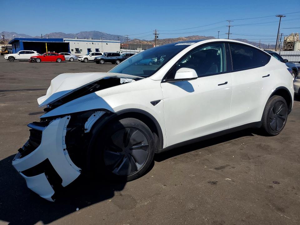 61812596 :رقم المزاد ، 7SAYGDED8TF384863 vin ، 2026 Tesla Model Y مزاد بيع