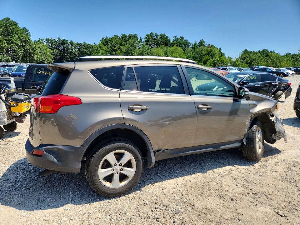 62461596 :رقم المزاد ، JTMRFREV4ED085245 vin ، 2014 Toyota Rav4 مزاد بيع