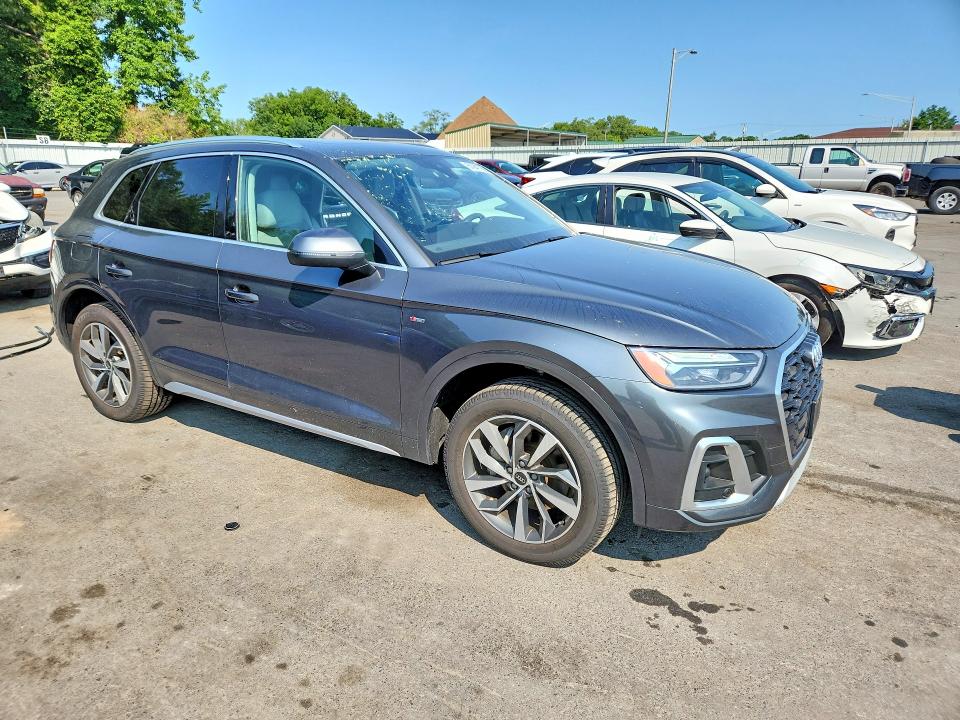 Продаж на аукціоні авто 2022 Audi Q5, vin: WA1GAAFY0N2103049, номер лоту: 61941786