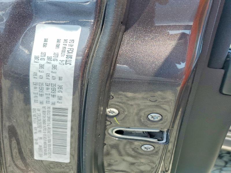 61780456 :رقم المزاد ، 1C4PJLCXXJD527852 vin ، 2018 Jeep Cherokee مزاد بيع