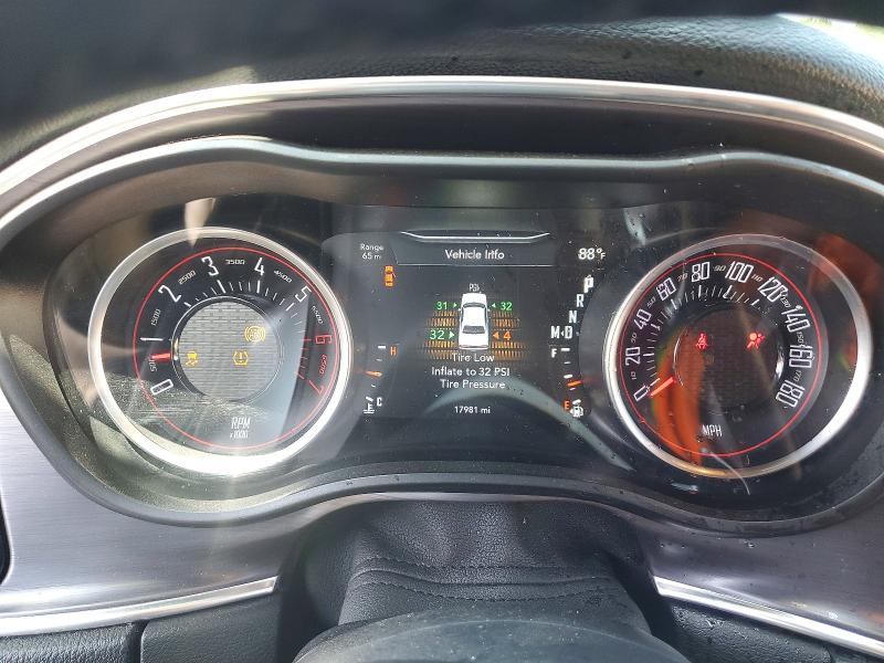 Продаж на аукціоні авто 2017 Dodge Challenger, vin: 2C3CDZFJ4HH665419, номер лоту: 60001106